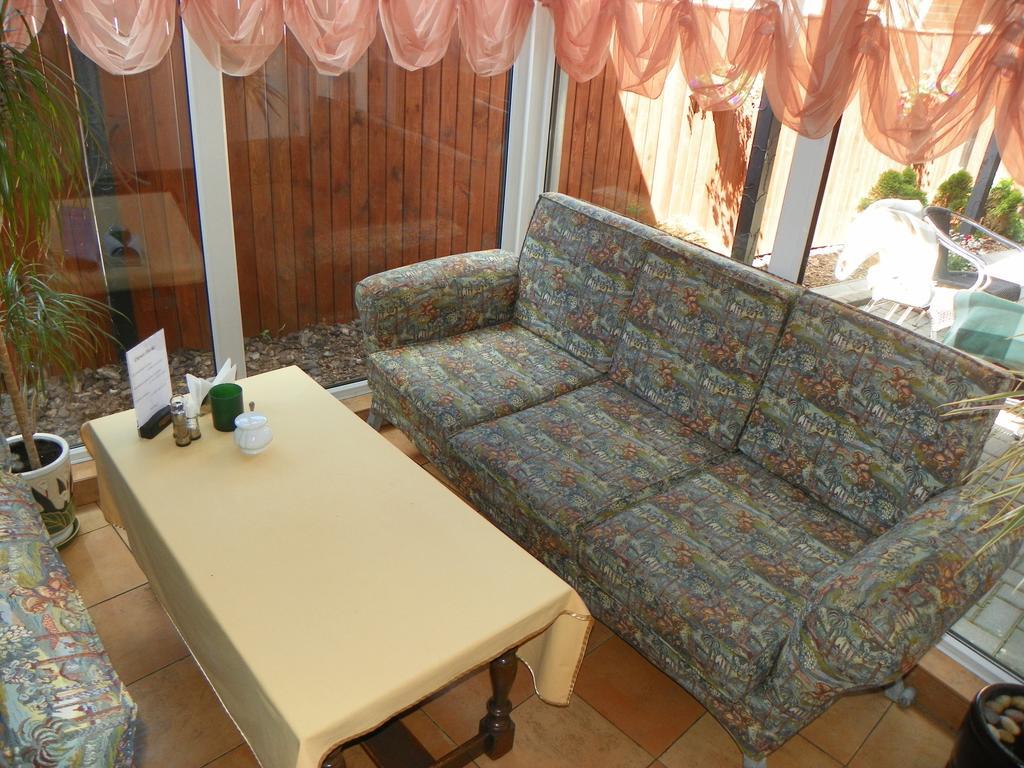 Guest House Novus Rex Kedainiai Exterior photo